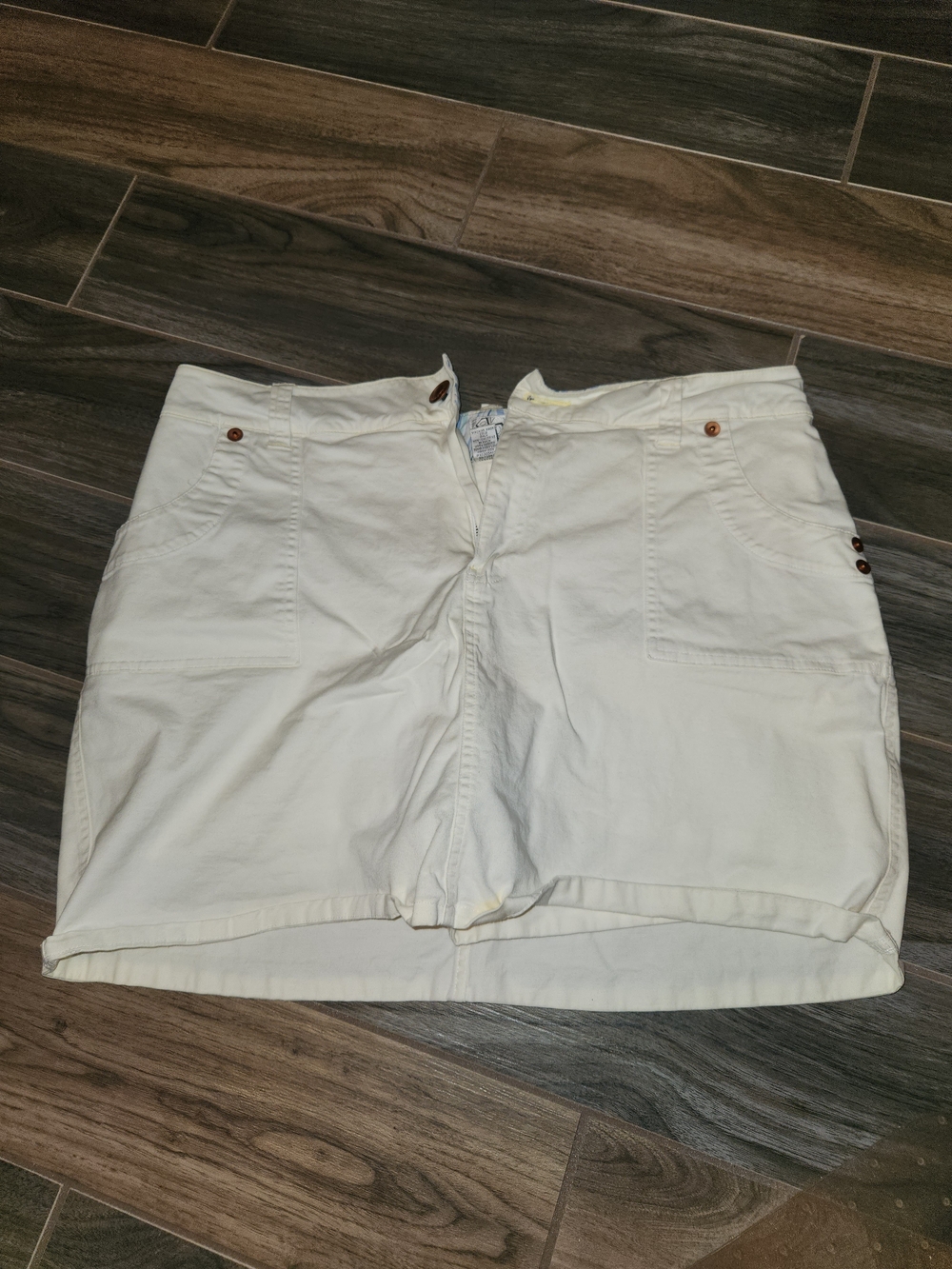 White Cotton Skort with Front Pockets